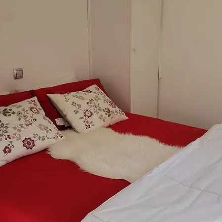 Apartamento Bonito Atico Cerca De La Estacion De Buses Y Trenes